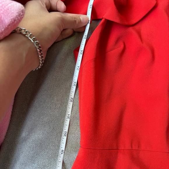 Alice + Olivia Red Ebony Cold Shoulder Mini Dress Size 4 - Picture 15 of 15